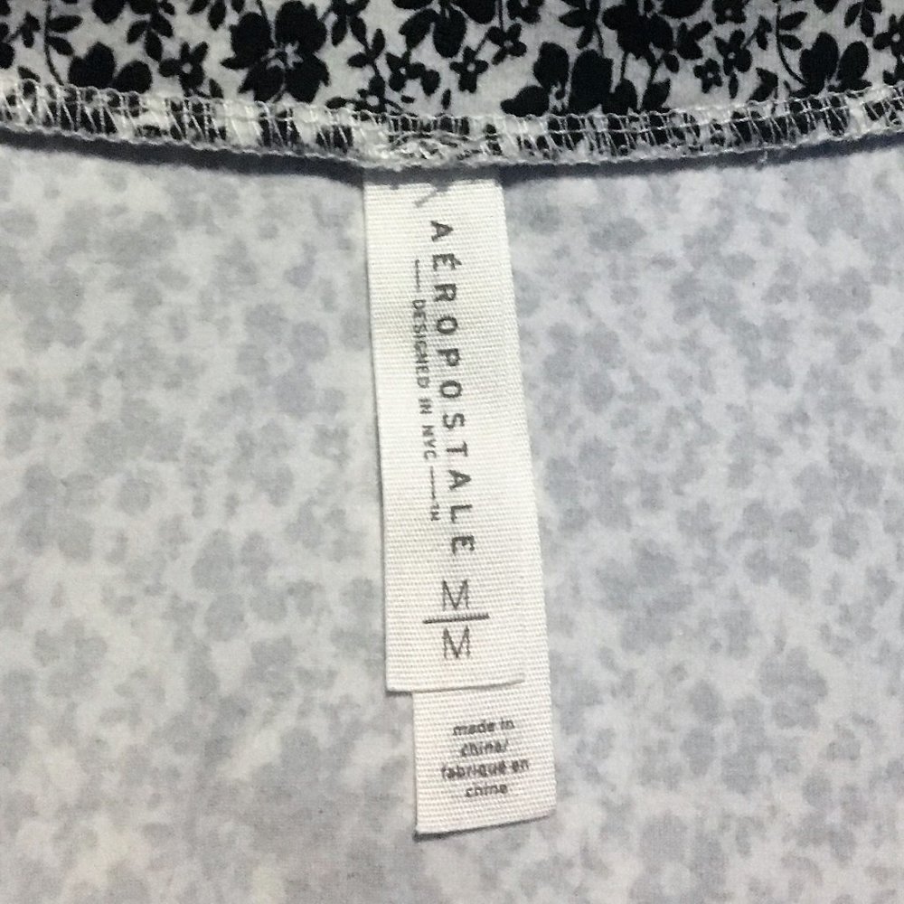 Aeropostale Skater Skirt Black White Floral - Picture 4 of 4